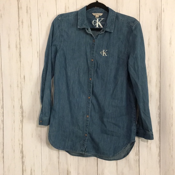 Calvin Klein Tops - Calvin Klein ck Vintage denim chambray button up s